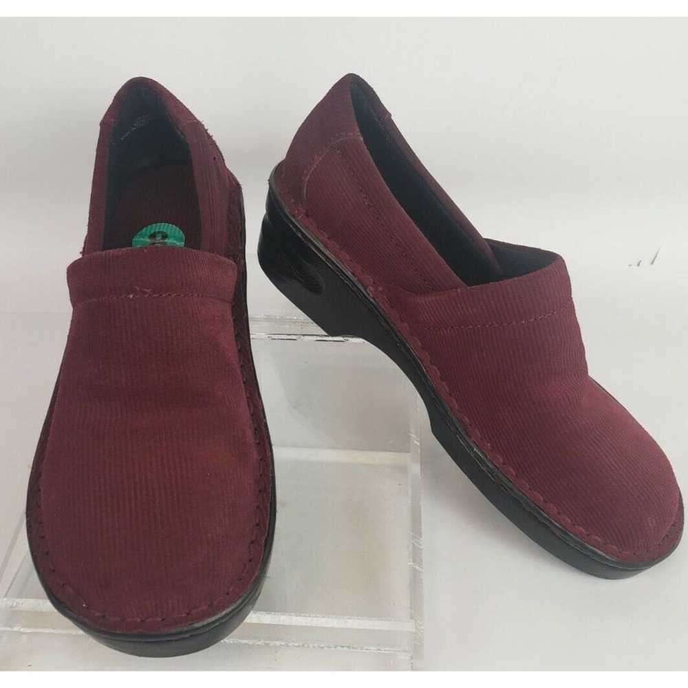 B.O.C. Born Concept Clogs 8M/W Burgundy Wine Corduroy Fabric Slip On Comfort